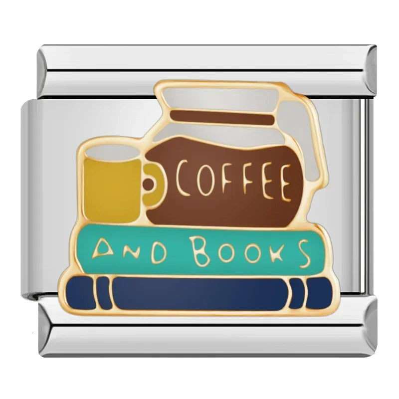Charm Cafe y Libros